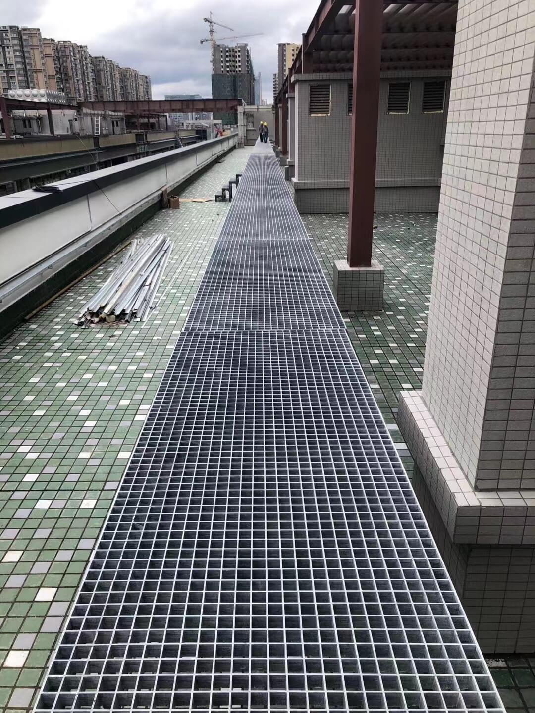 Fiberglass grill walkway